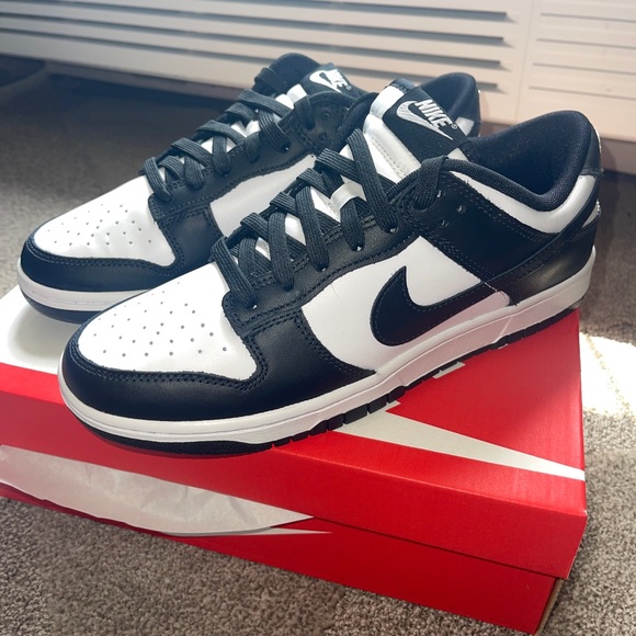 Nike Dunk Low Retro White Black Panda - Picture 1 of 6